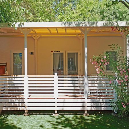 Portofelice Camping Village ايراكليا ماري المظهر الخارجي الصورة