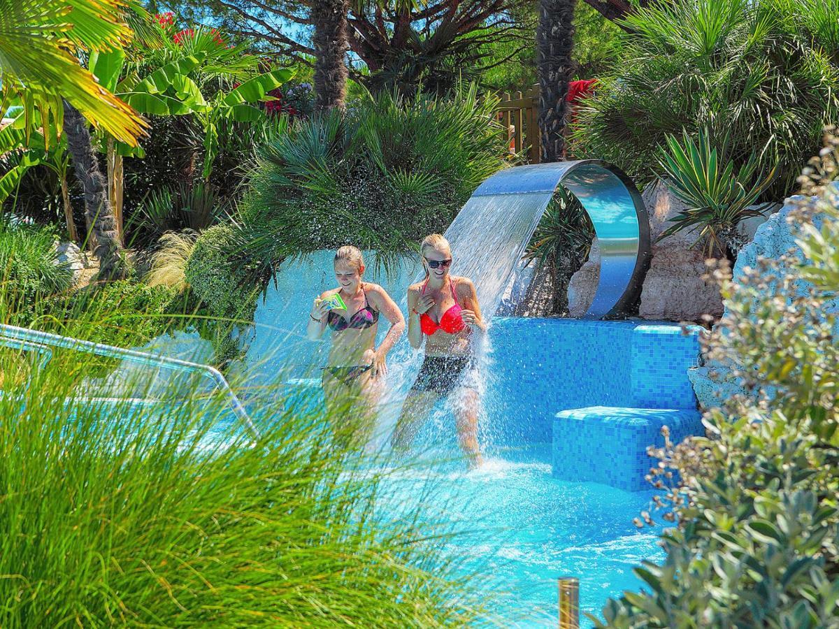 Portofelice Camping Village ايراكليا ماري المظهر الخارجي الصورة
